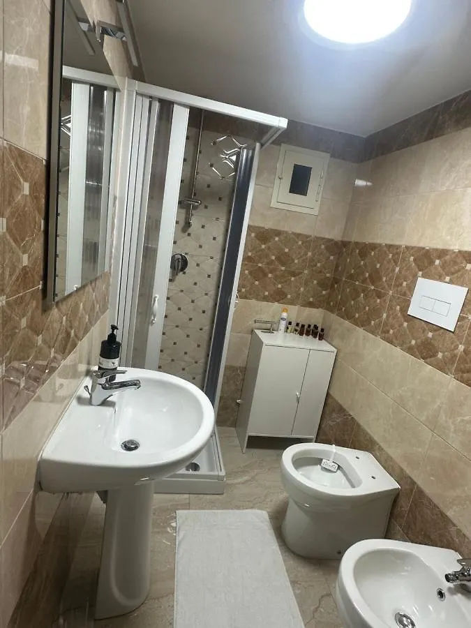 Bed and Breakfast A.D.M Napoli 0*,