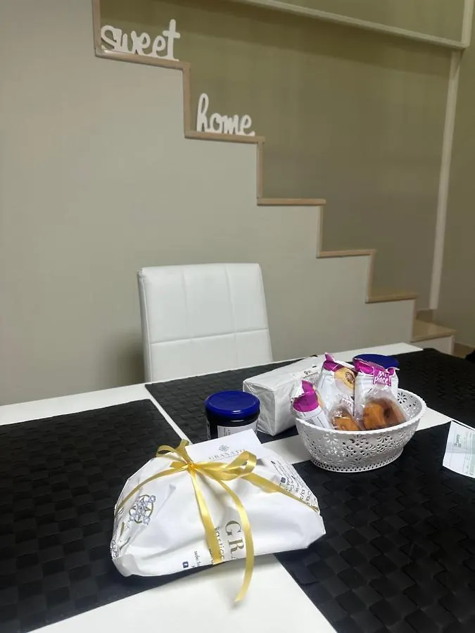 Bed and Breakfast A.D.M Napoli Italia